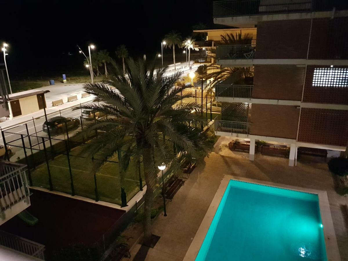 Mogaver Beach Castelldefels Apartment Exterior photo